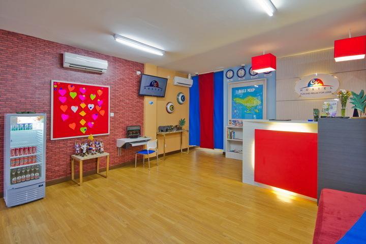Cx Hostel Ground Zero Кута Екстериор снимка