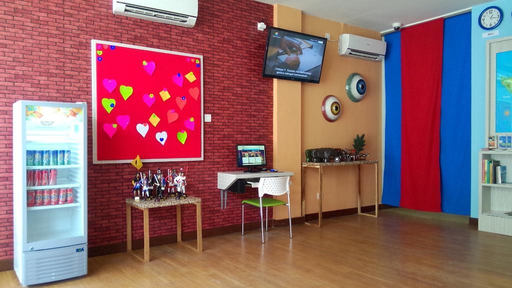Cx Hostel Ground Zero Кута Екстериор снимка
